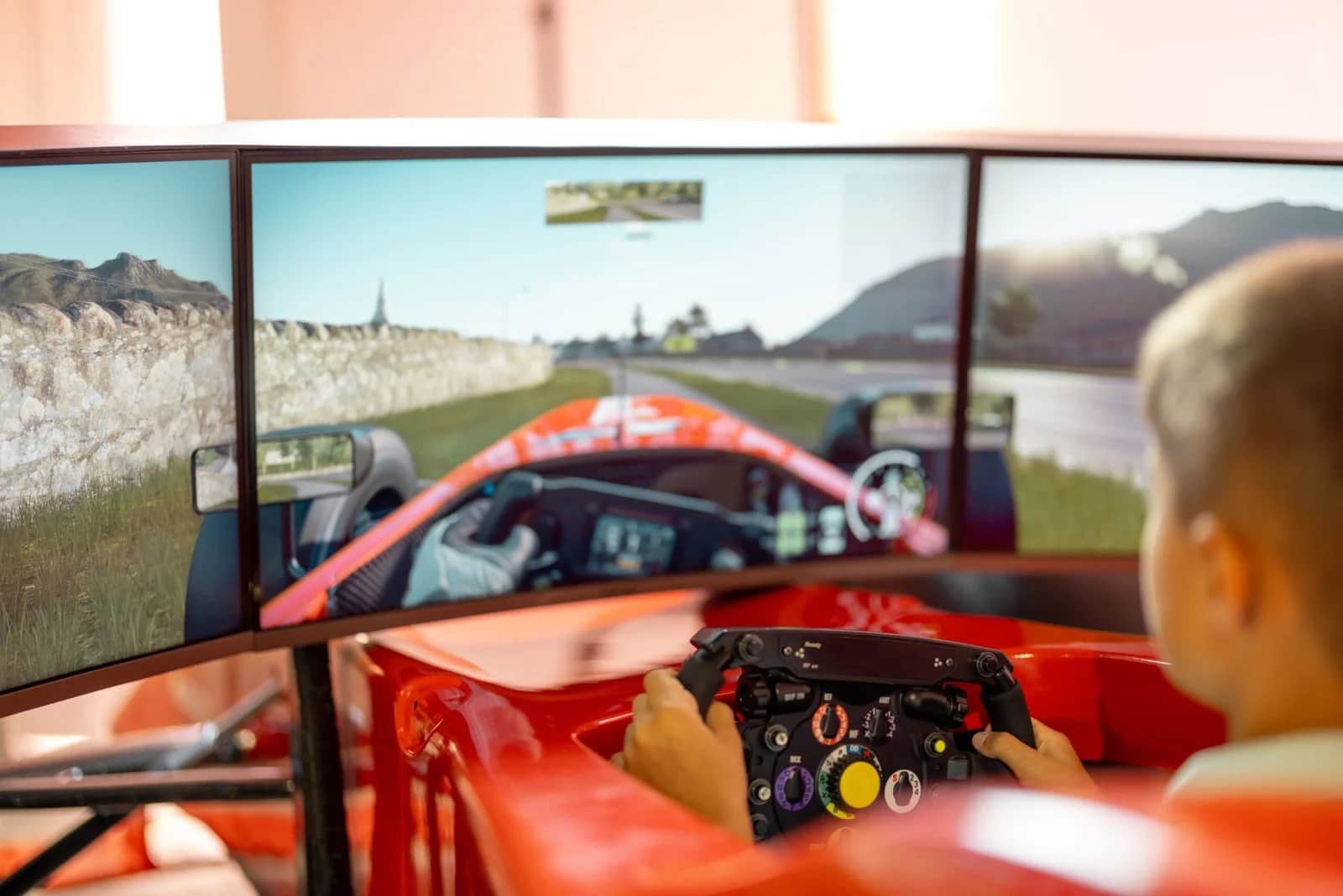 VR and Haptic Technology in Sim Racing: How Spatial Awareness Training Actually Works (2026)